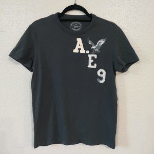 American Eagle Men's Round Neck Shirt Black Small